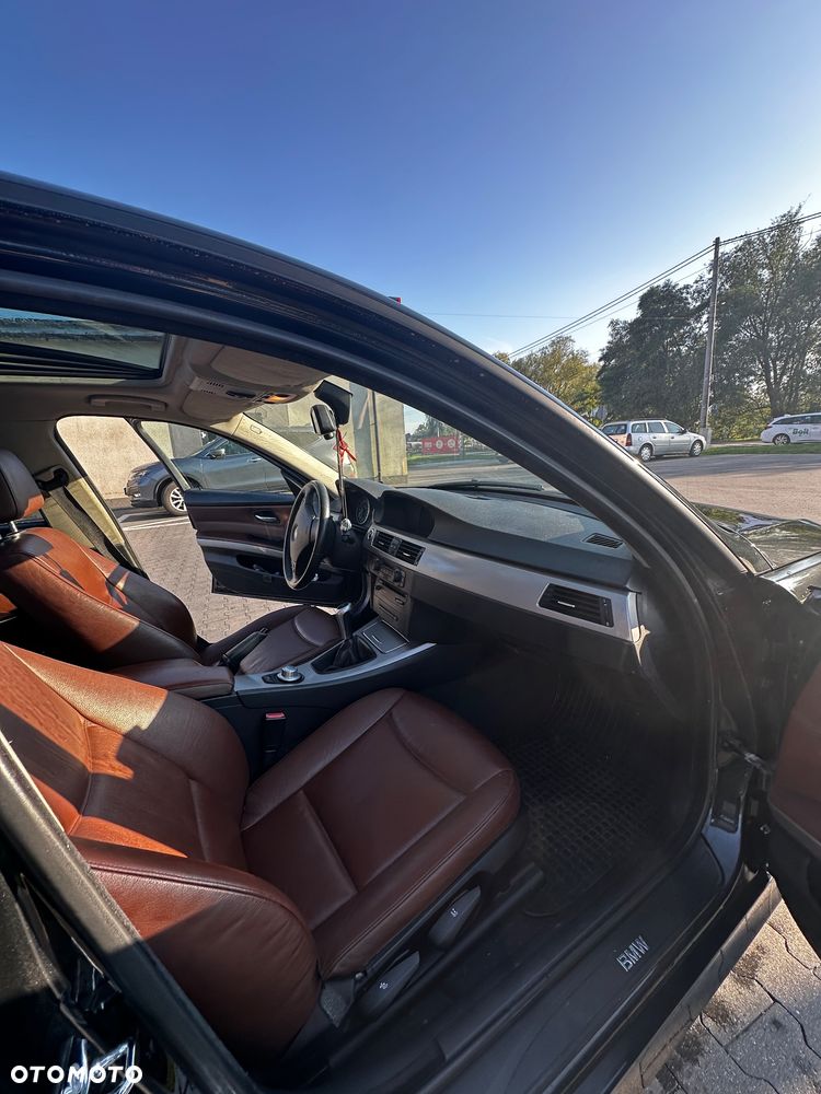 BMW Seria 3 320d - 9