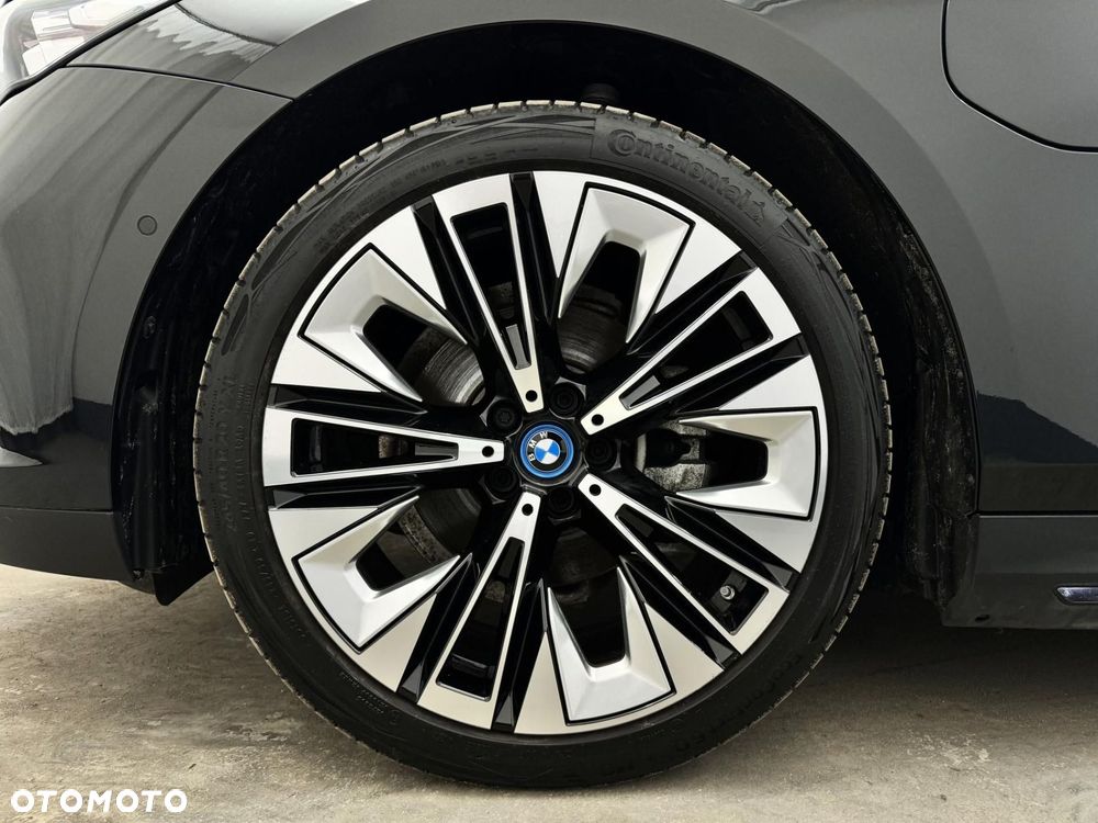 BMW Seria 5 - 10