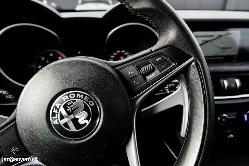 Alfa Romeo Stelvio 2.2 D Super AT8 - 27