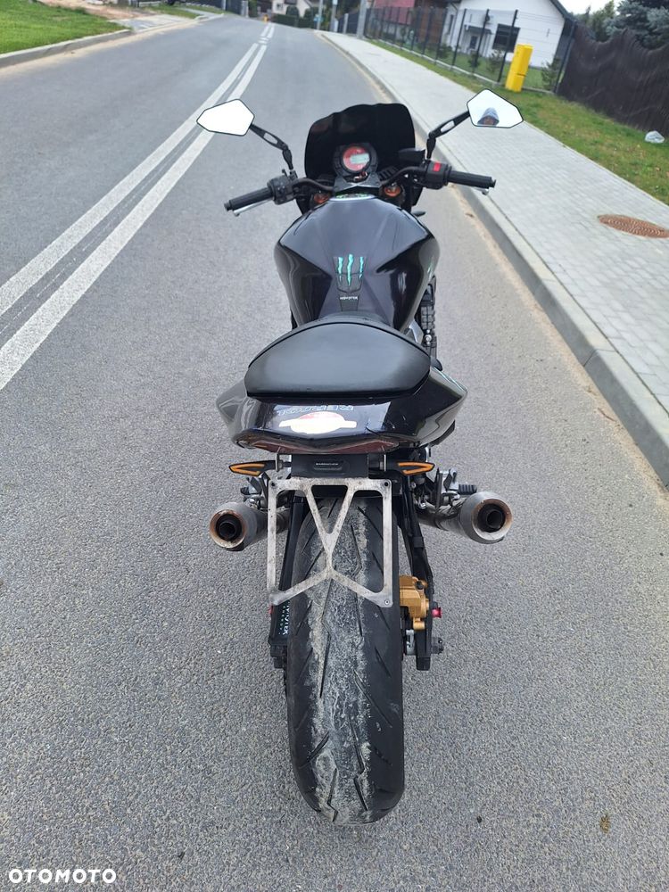 Kawasaki Z - 6