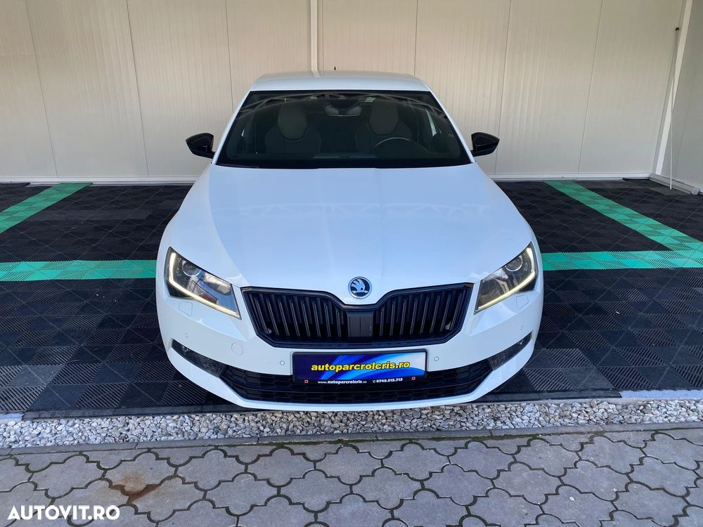 Skoda Superb 2.0 TDI DSG SportLine - 2