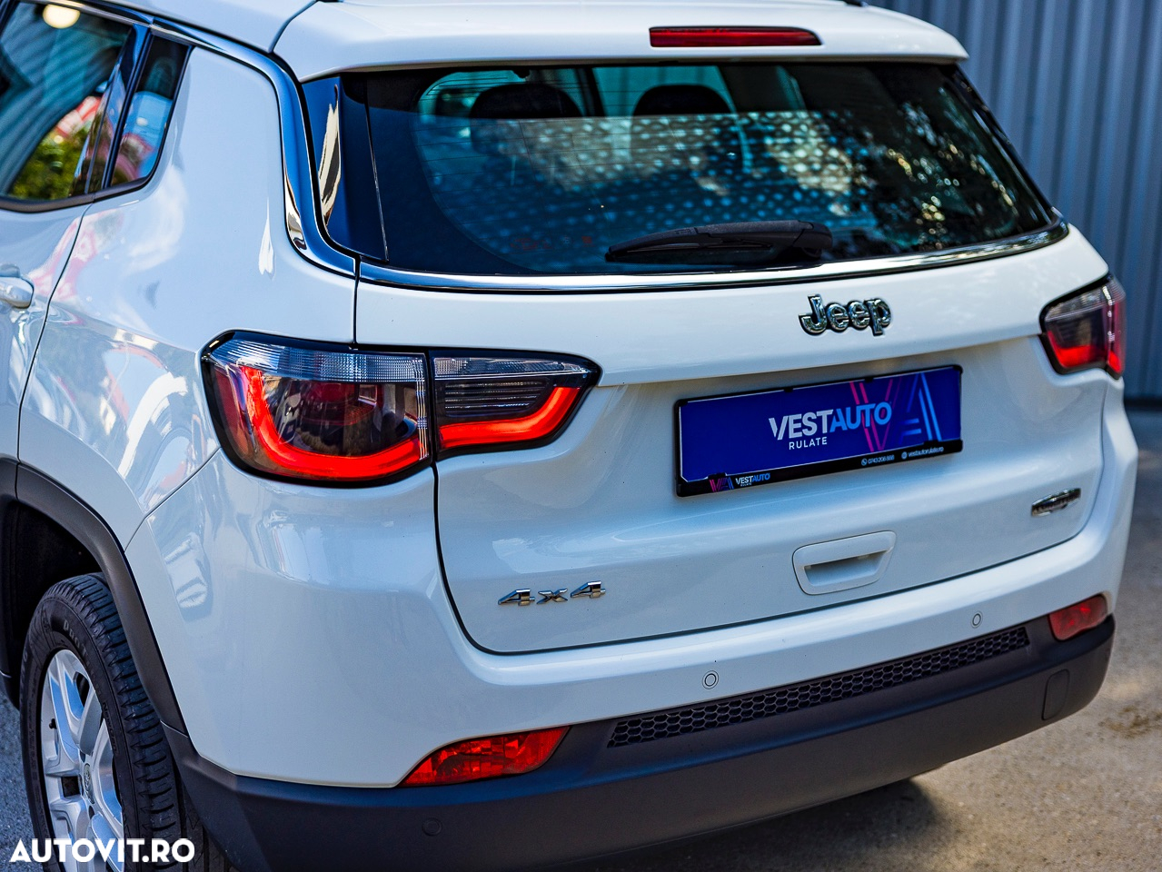 Jeep Compass 2.0 M-Jet 4x4 AT Longitude - 39