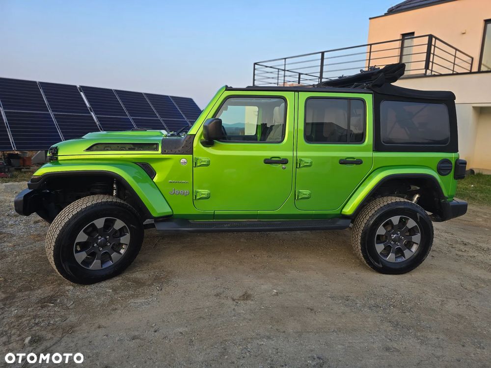 Jeep Wrangler - 4