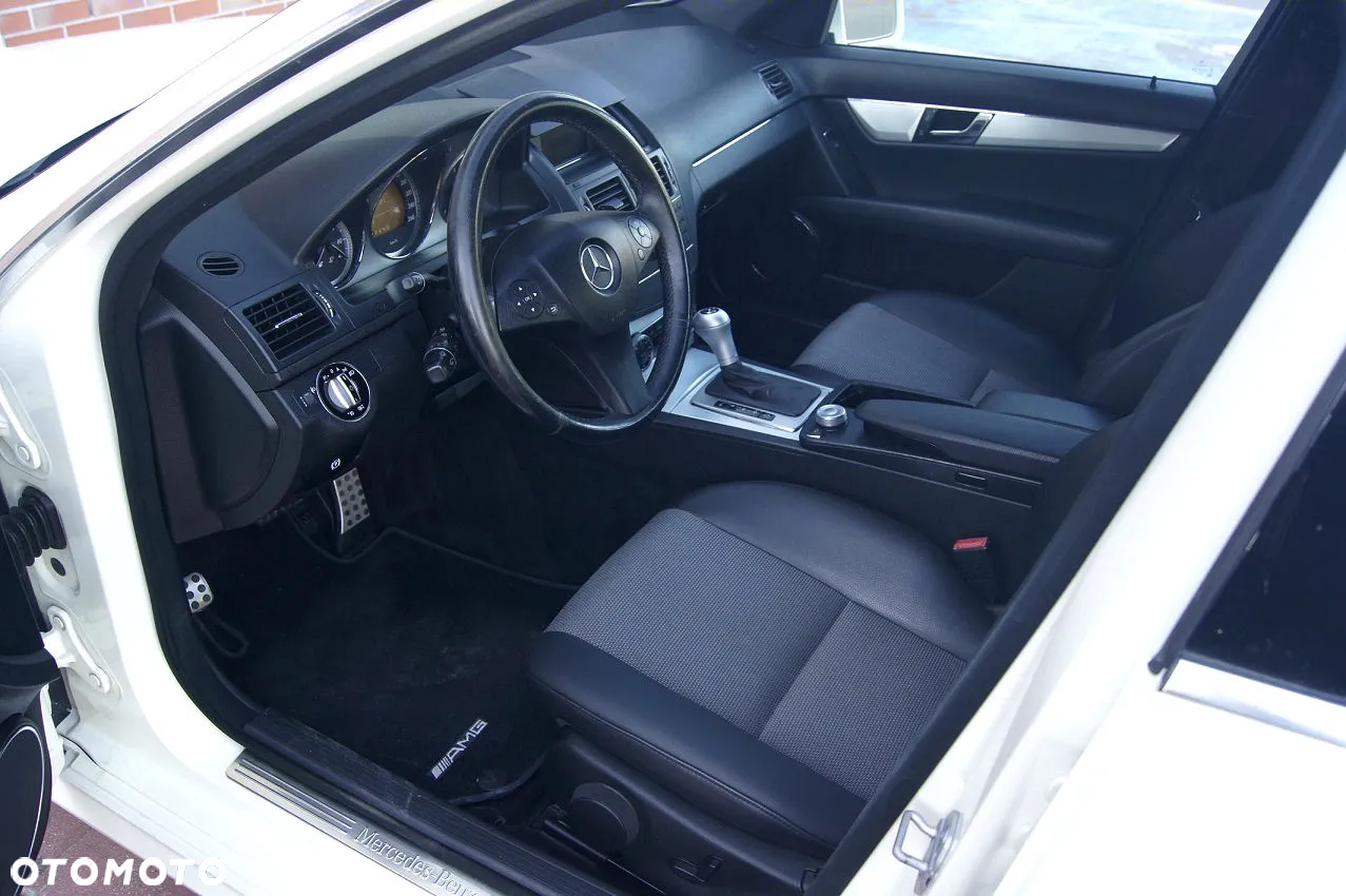 Mercedes-Benz Klasa C 180 T Kompressor Automatik Avantgarde - 10