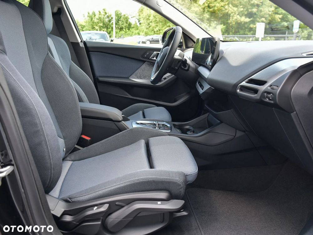 BMW Seria 2 216i - 15