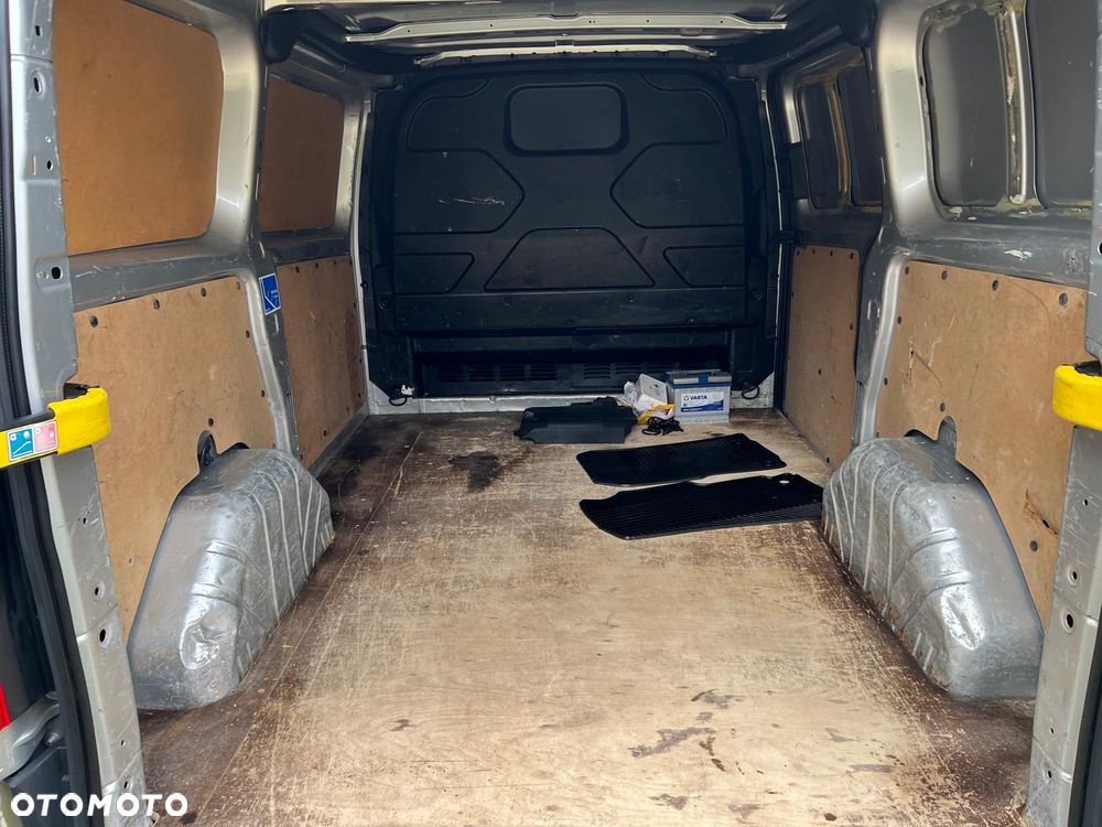 Ford TRANSIT CUSTON - 11