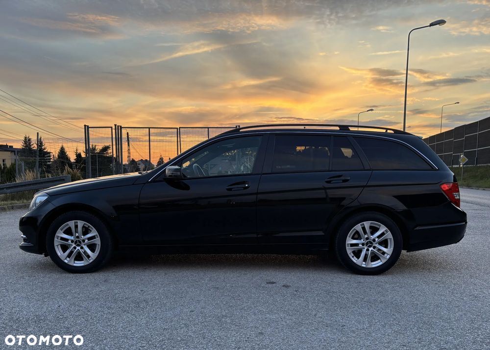 Mercedes-Benz Klasa C 200 CDI DPF Automatik BlueEFFICIENCY Special Edition - 40