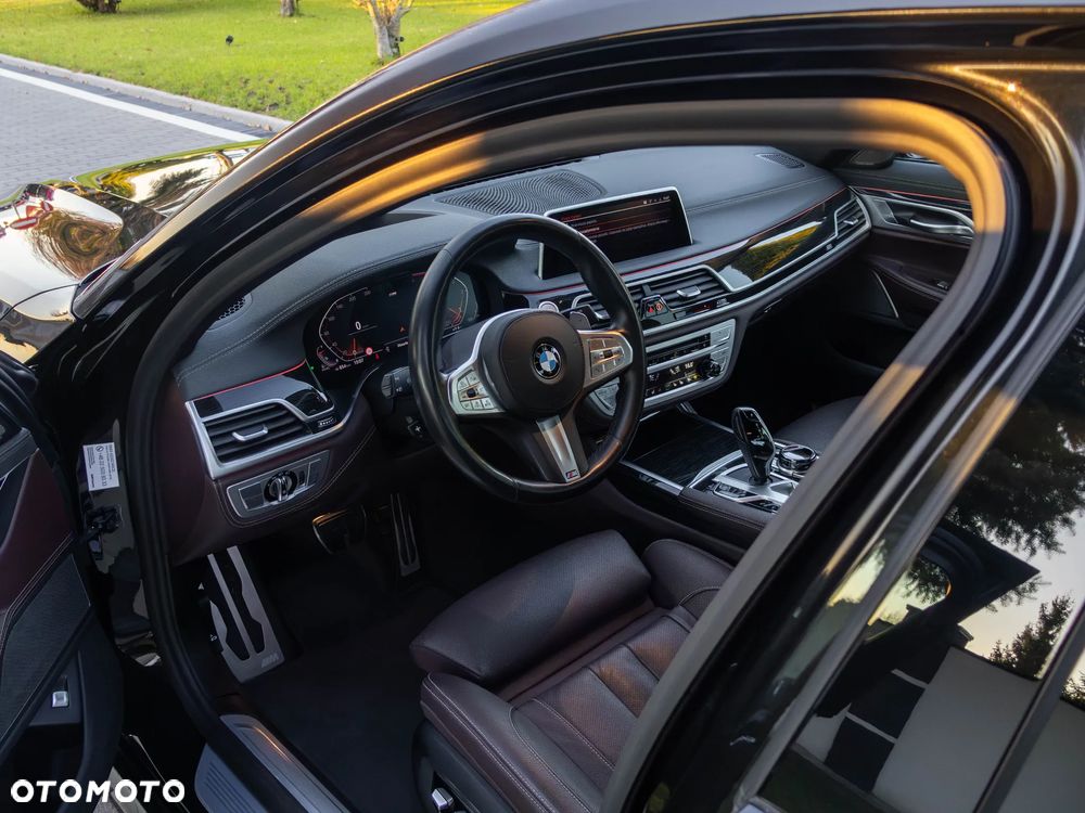 BMW Seria 7 730d xDrive mHEV sport - 18