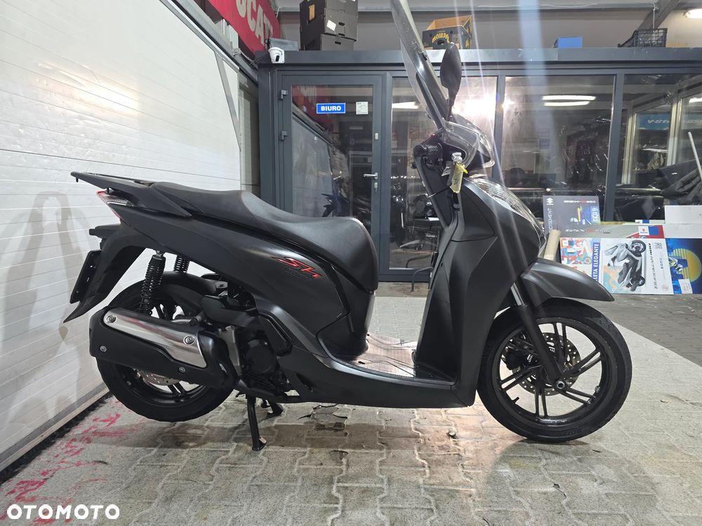 Honda SH - 16