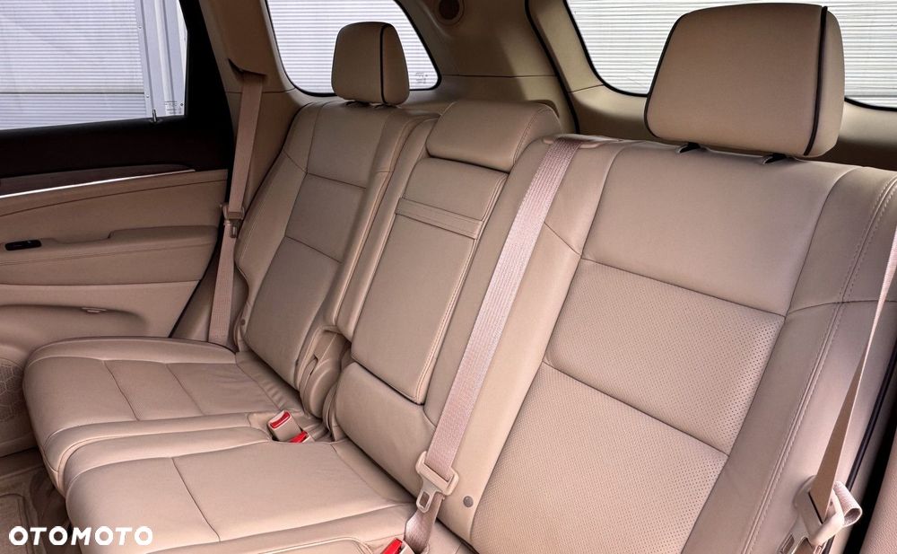 Jeep Grand Cherokee - 35