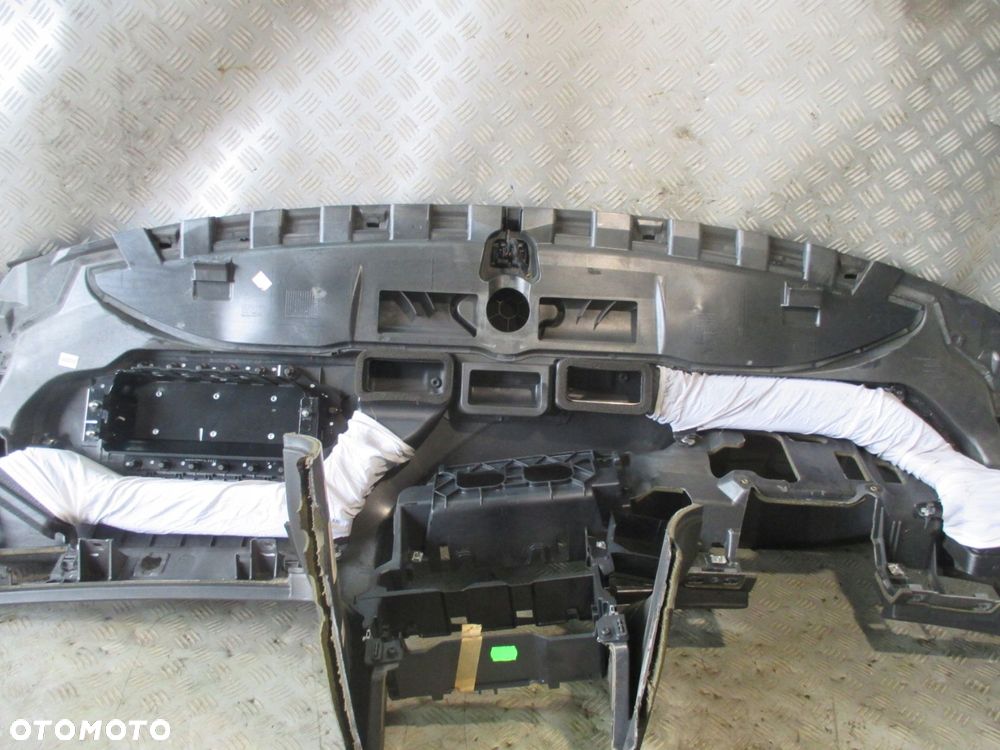 DESKA ROZDZIELCZA KOKPIT AUDI A6 C6 4F1857069A - 4