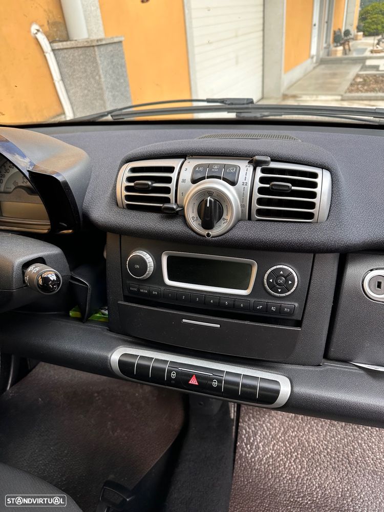 Smart ForTwo Coupé 1.0 mhd Pure 61 - 3