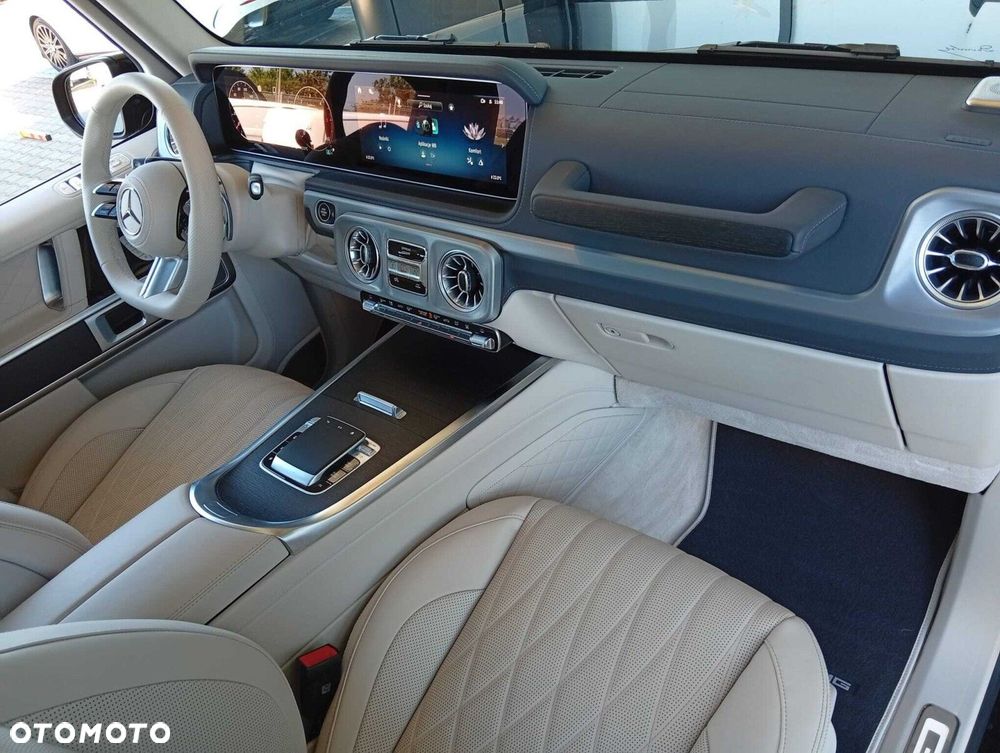 Mercedes-Benz Klasa G 450 d mHEV 9G-Tronic - 29
