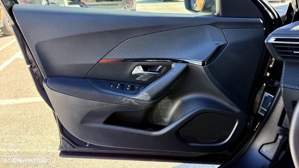 Peugeot e-2008 Active Pack - 16