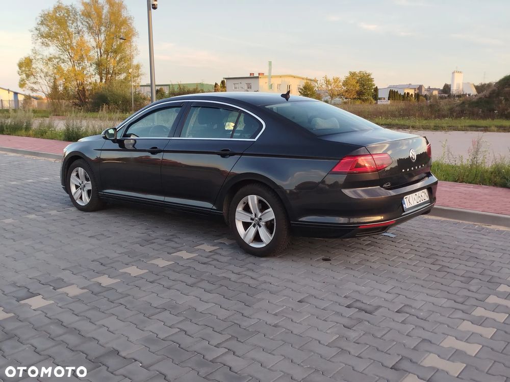 Volkswagen Passat 2.0 TSI Business DSG - 5