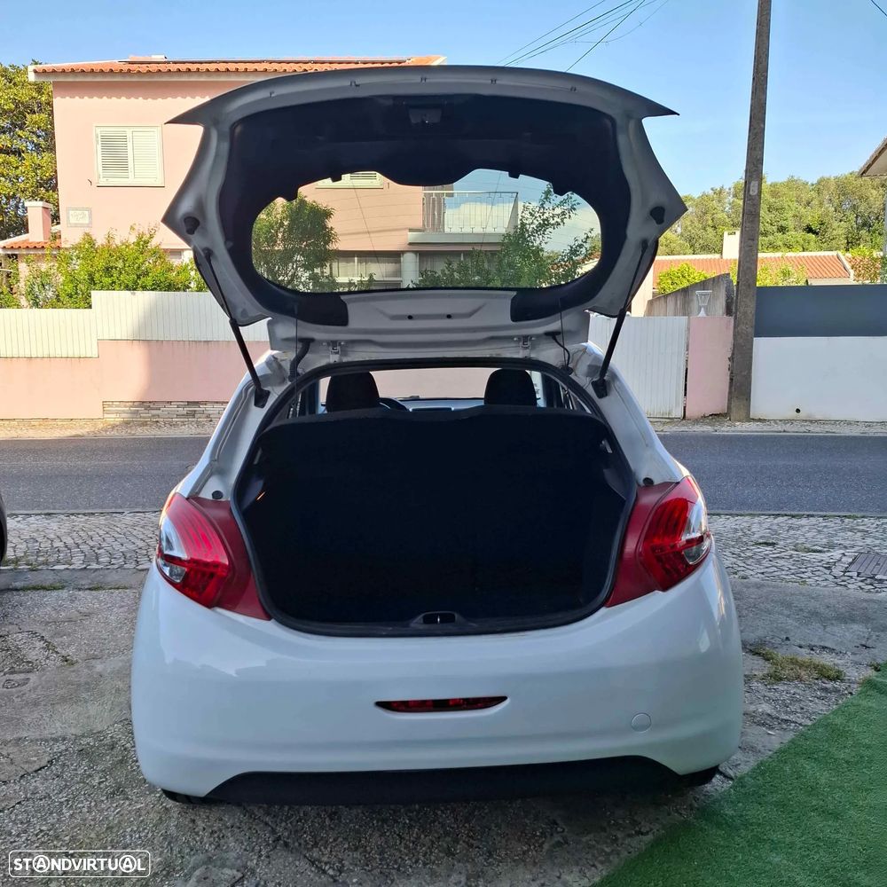 Peugeot 208 1.4 HDi Active - 28