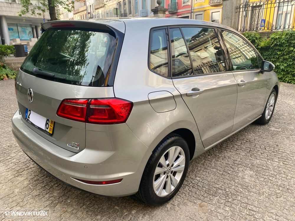 VW Golf 1.6 TDi BlueMotion Confortline - 6