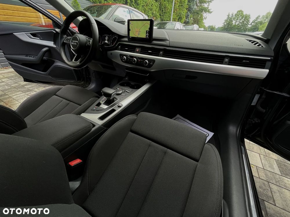 Audi A4 Avant 2.0 TDI S tronic - 16