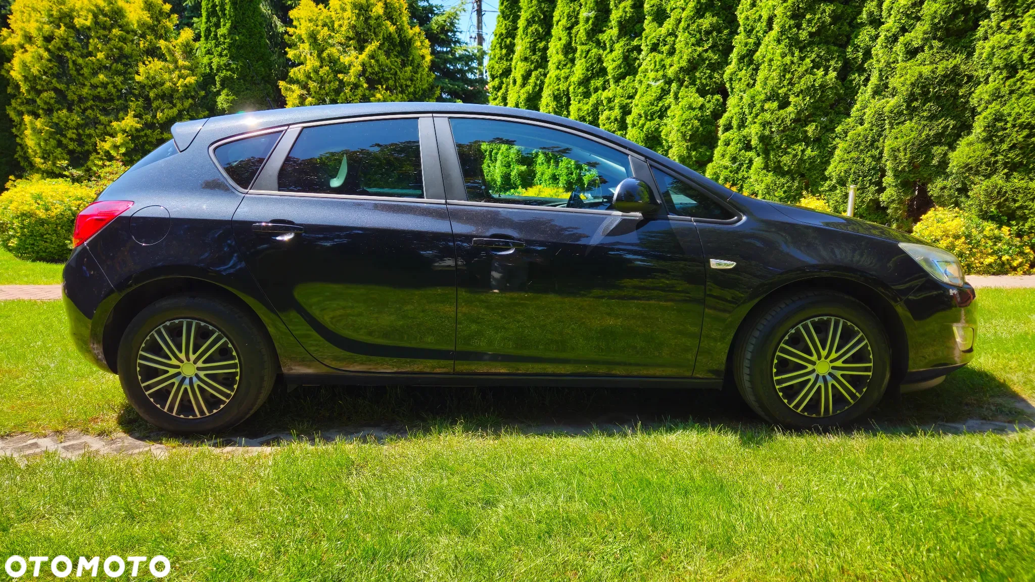 Opel Astra IV 1.4 Essentia - 9
