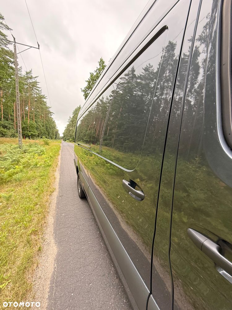 Mercedes-Benz SPRINTER - 4