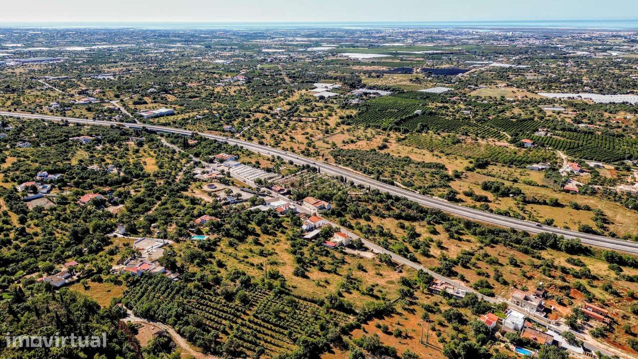 Terreno Rústico em Faro com Vista Panorâmica e Acesso Fácil - Grande imagem: 2/26
