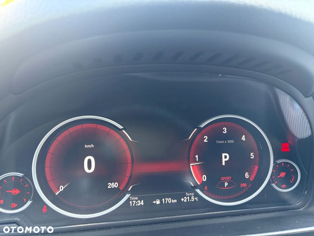 BMW Seria 5 520d M Sport Edition - 34