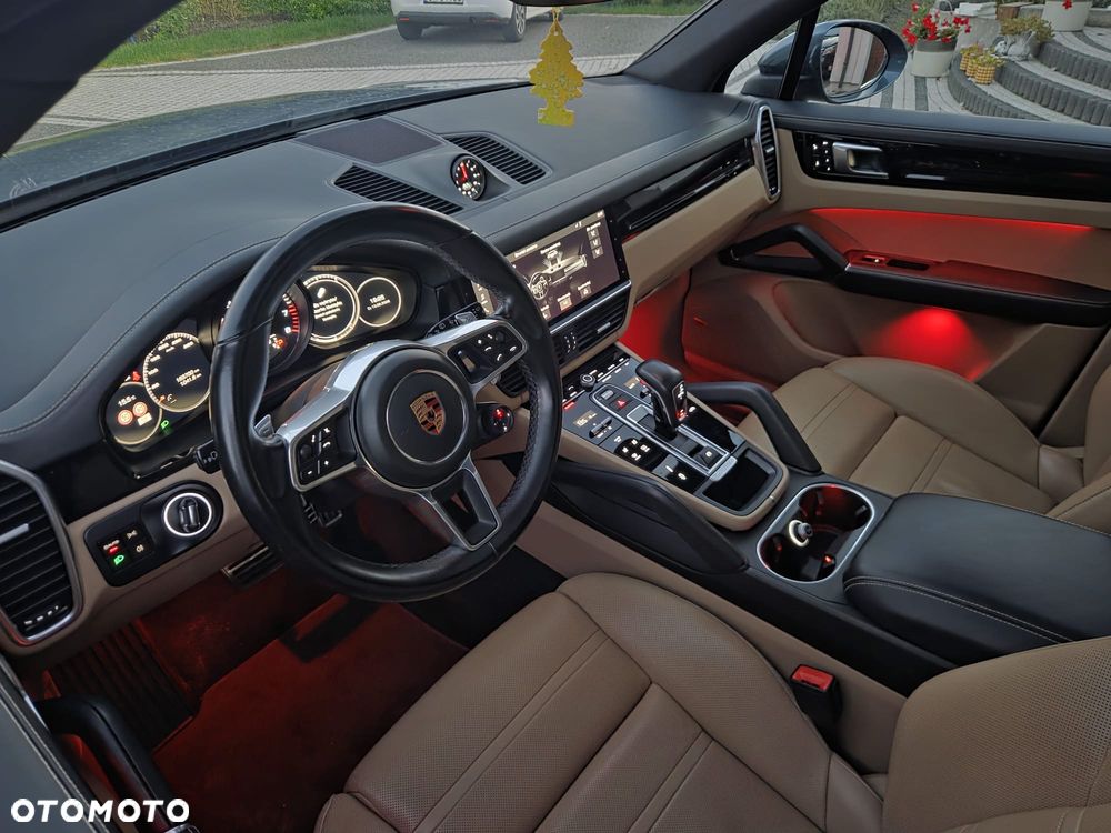 Porsche Cayenne S - 18