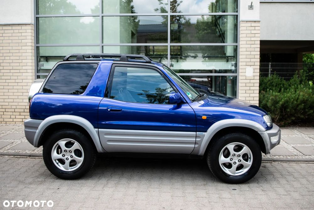 Toyota RAV4 - 12