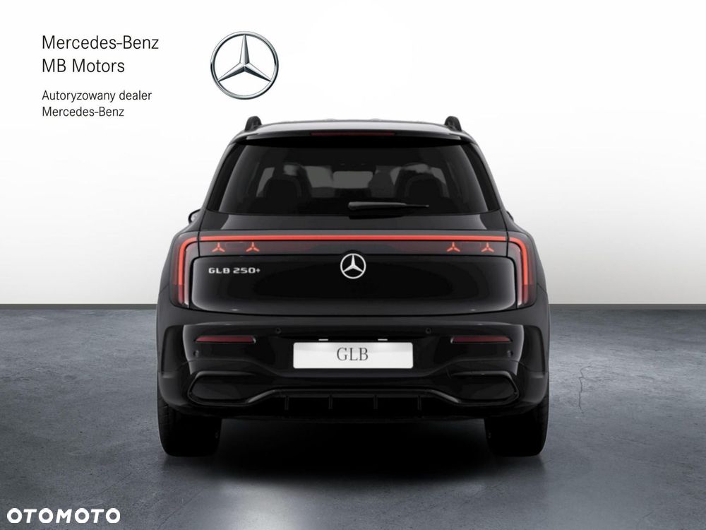 Mercedes-Benz GLB - 4