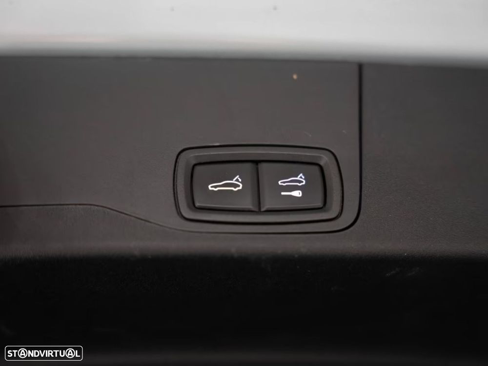 Porsche Taycan Sport Turismo - 23