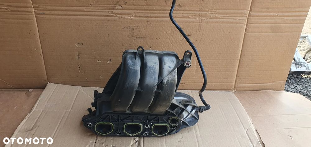 Kolektor ssący VW UP 1.0 MPI 04C133201H 04C133223H - 5