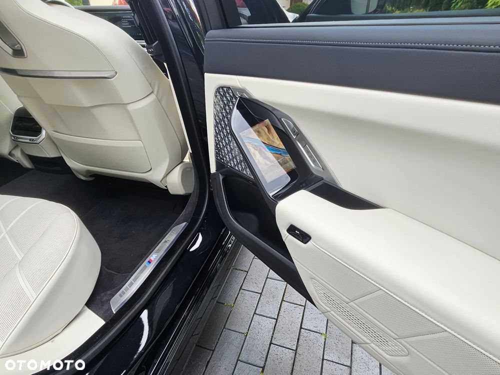 BMW Seria 7 740d xDrive - 12