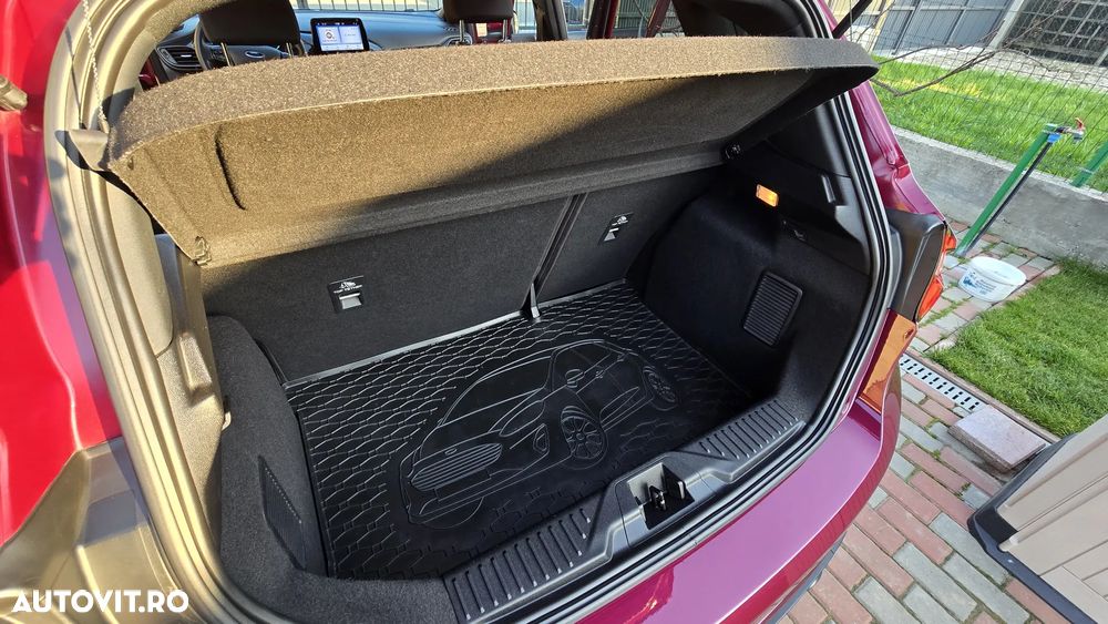 Ford Fiesta 1.0 EcoBoost mHEV ST Line - 10