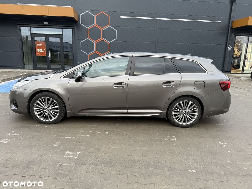 Toyota Avensis 2.0 D-4D Active Business - 7