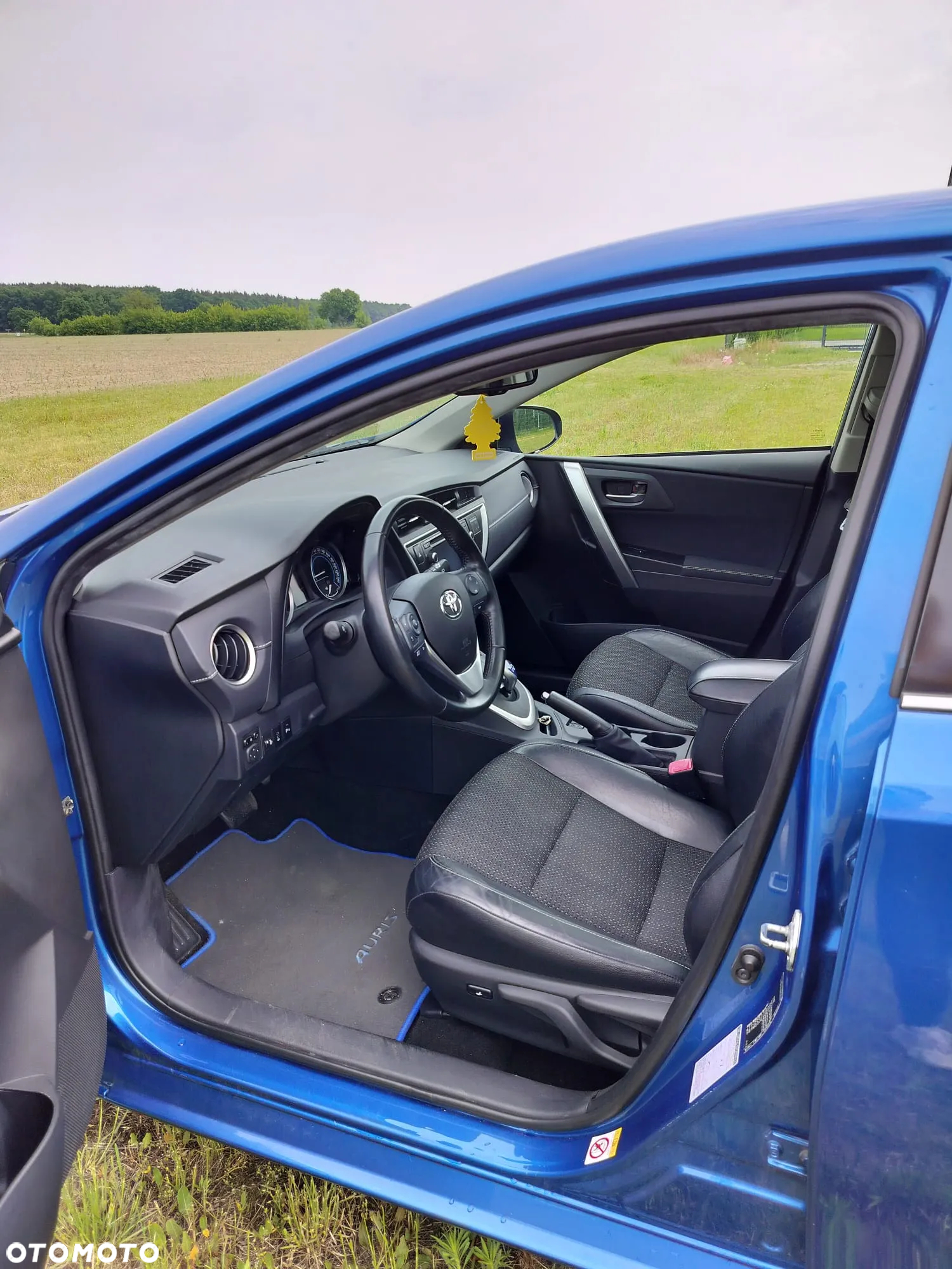Toyota Auris - 16