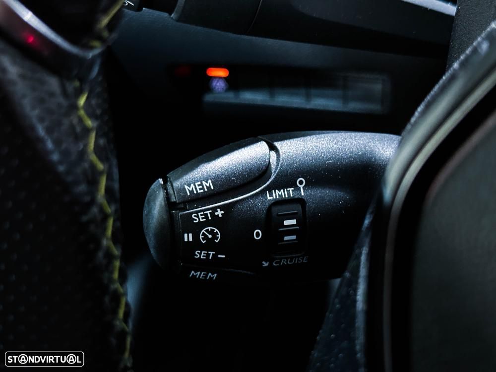 Peugeot e-208 50 kWh GT Pack - 48
