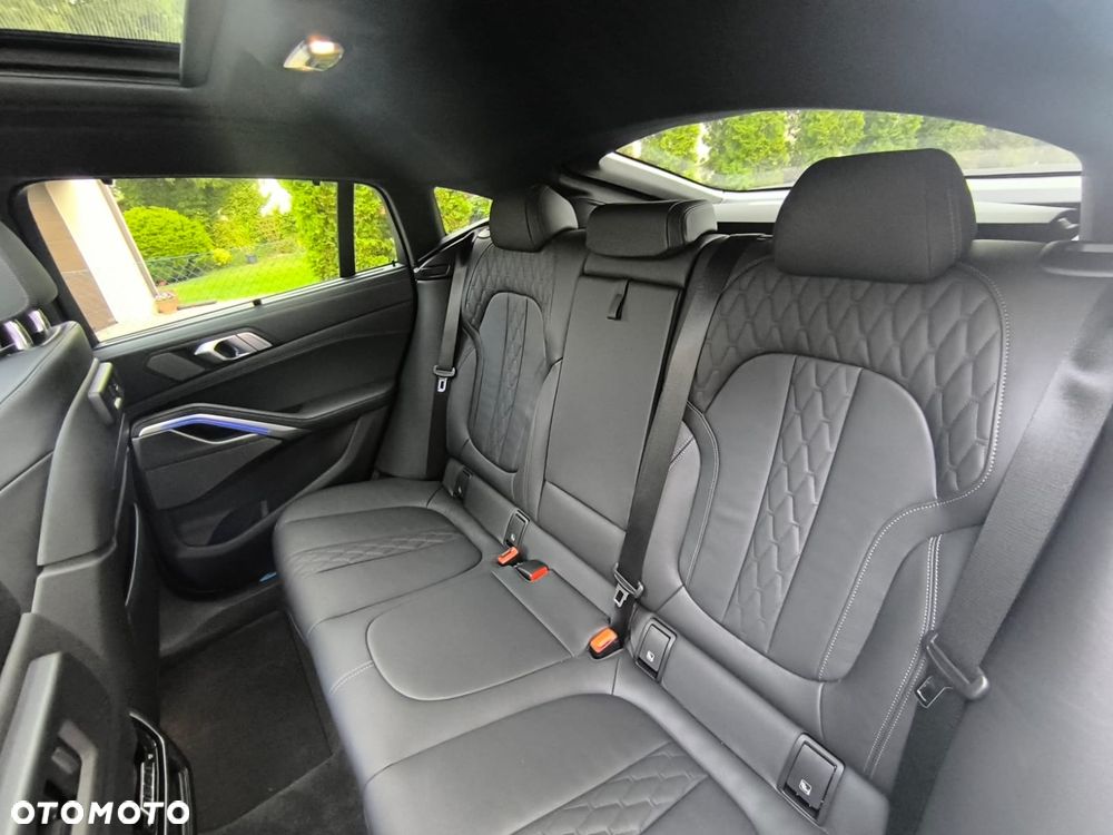 BMW X6 - 22