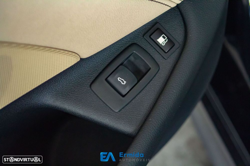 BMW 530 e Pack Desportivo M - 44