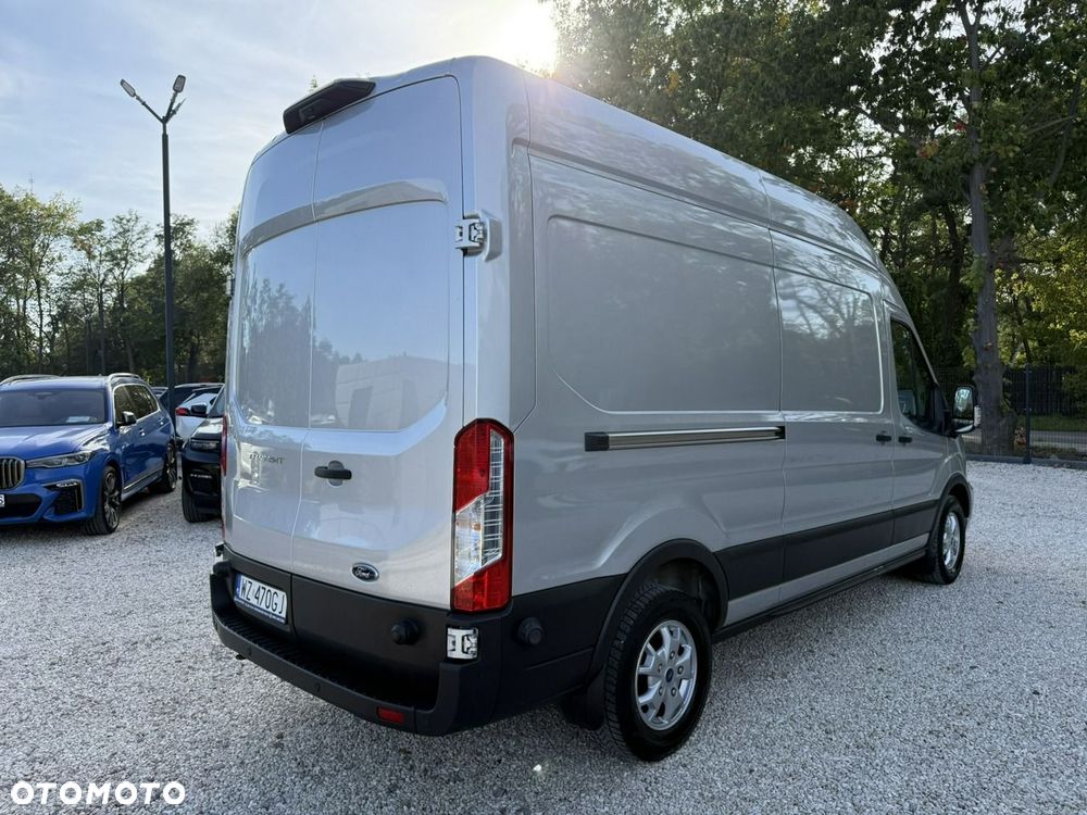 Ford Transit - 31