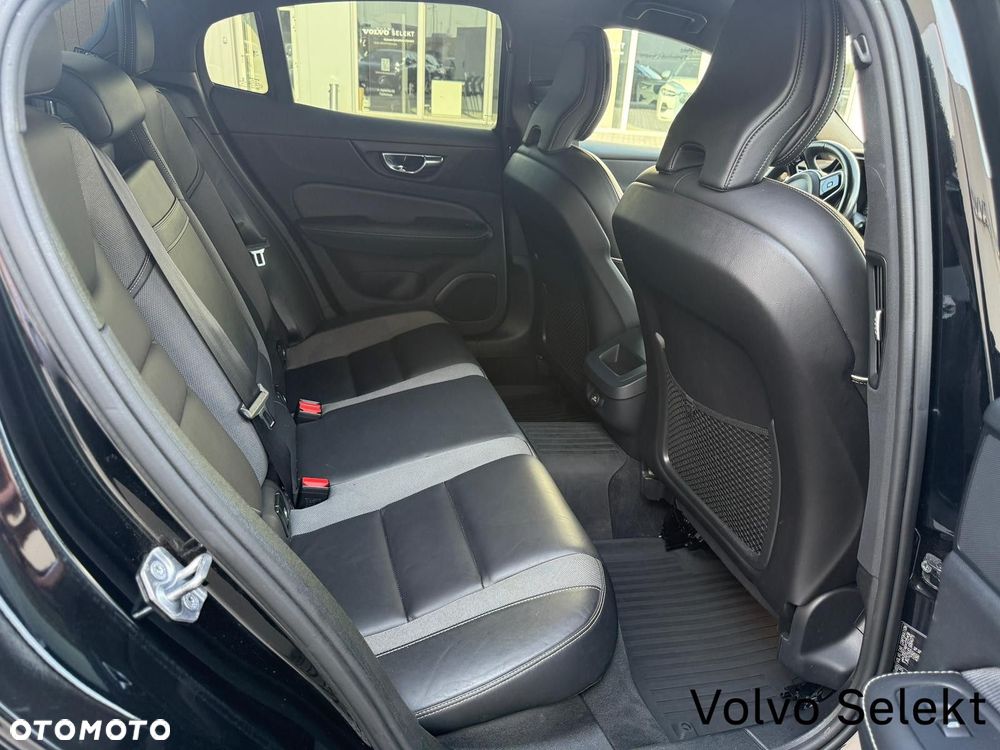 Volvo S60 - 38