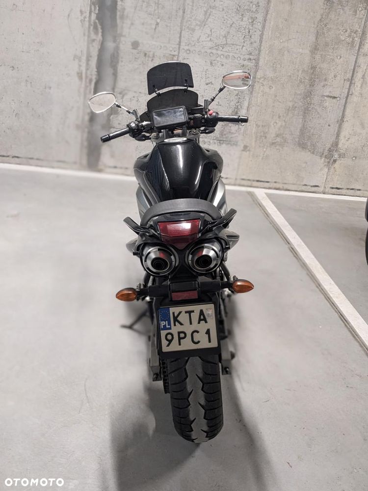 Yamaha FZ6 - 6