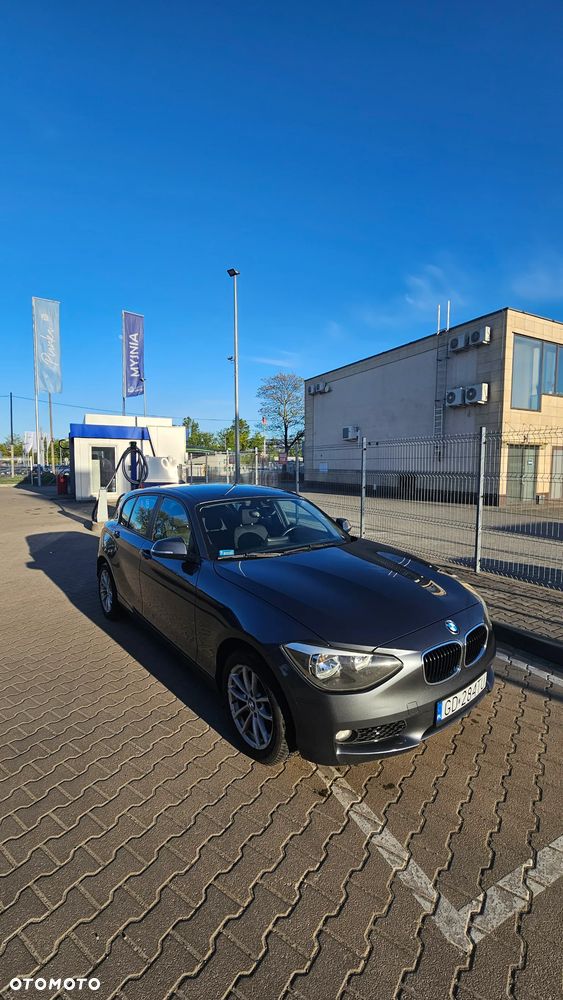 BMW Seria 1 118d DPF - 10
