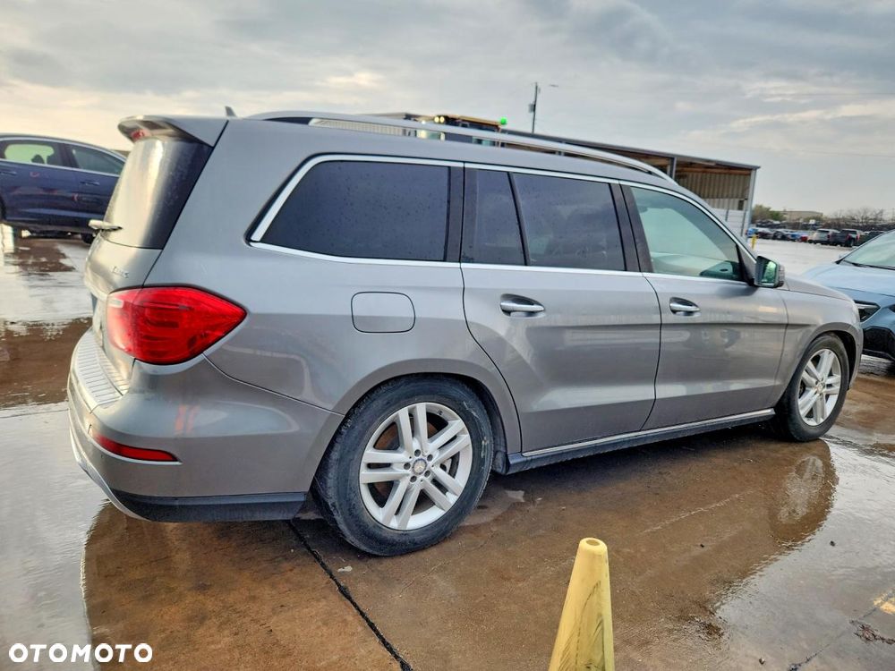 Mercedes-Benz GL - 3