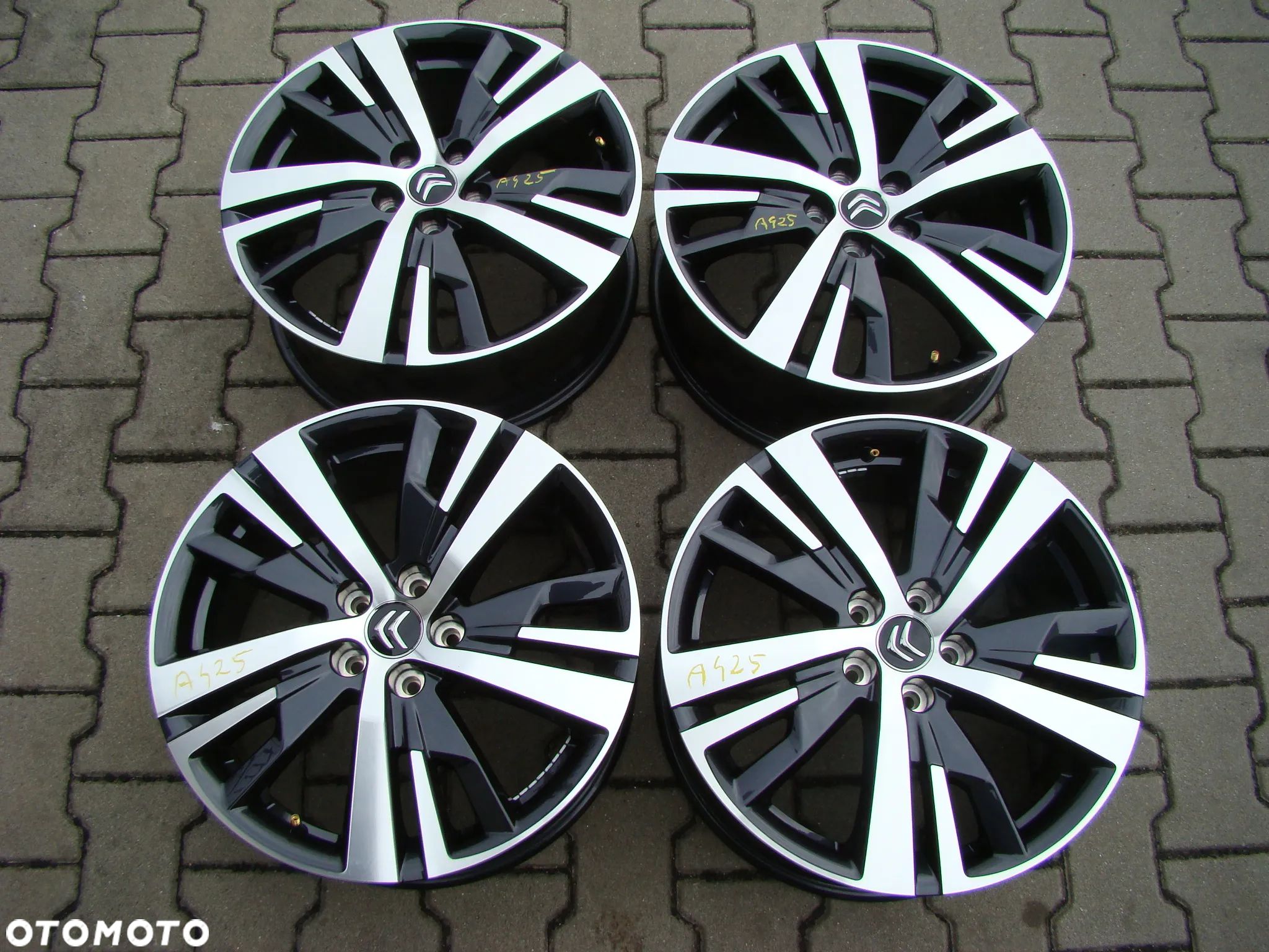 a425 5x108 Citroen Berlingo C5 Aircross C5 X C4 Grand Picasso 7,5jx18 niemontowane - 1