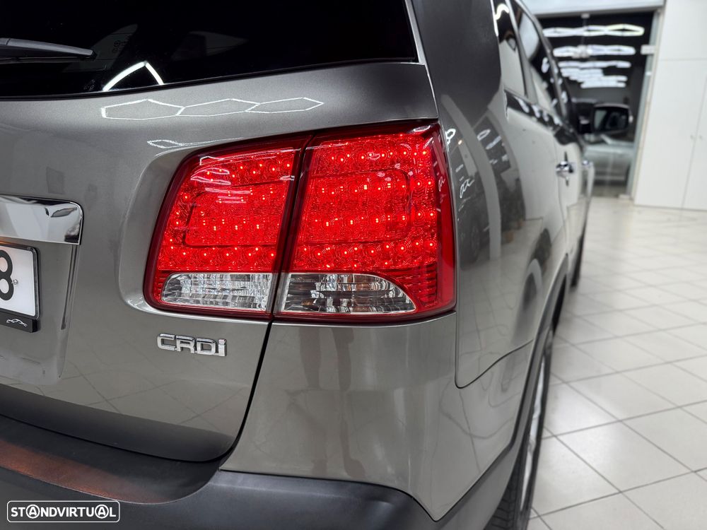 Kia Sorento 2.2 CRDi 4WD Aut. Executive - 7