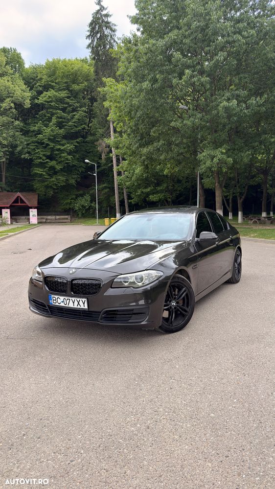 BMW Seria 5 525d xDrive AT - 1