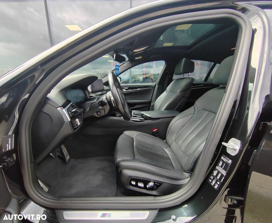 BMW Seria 5 530d xDrive AT - 10