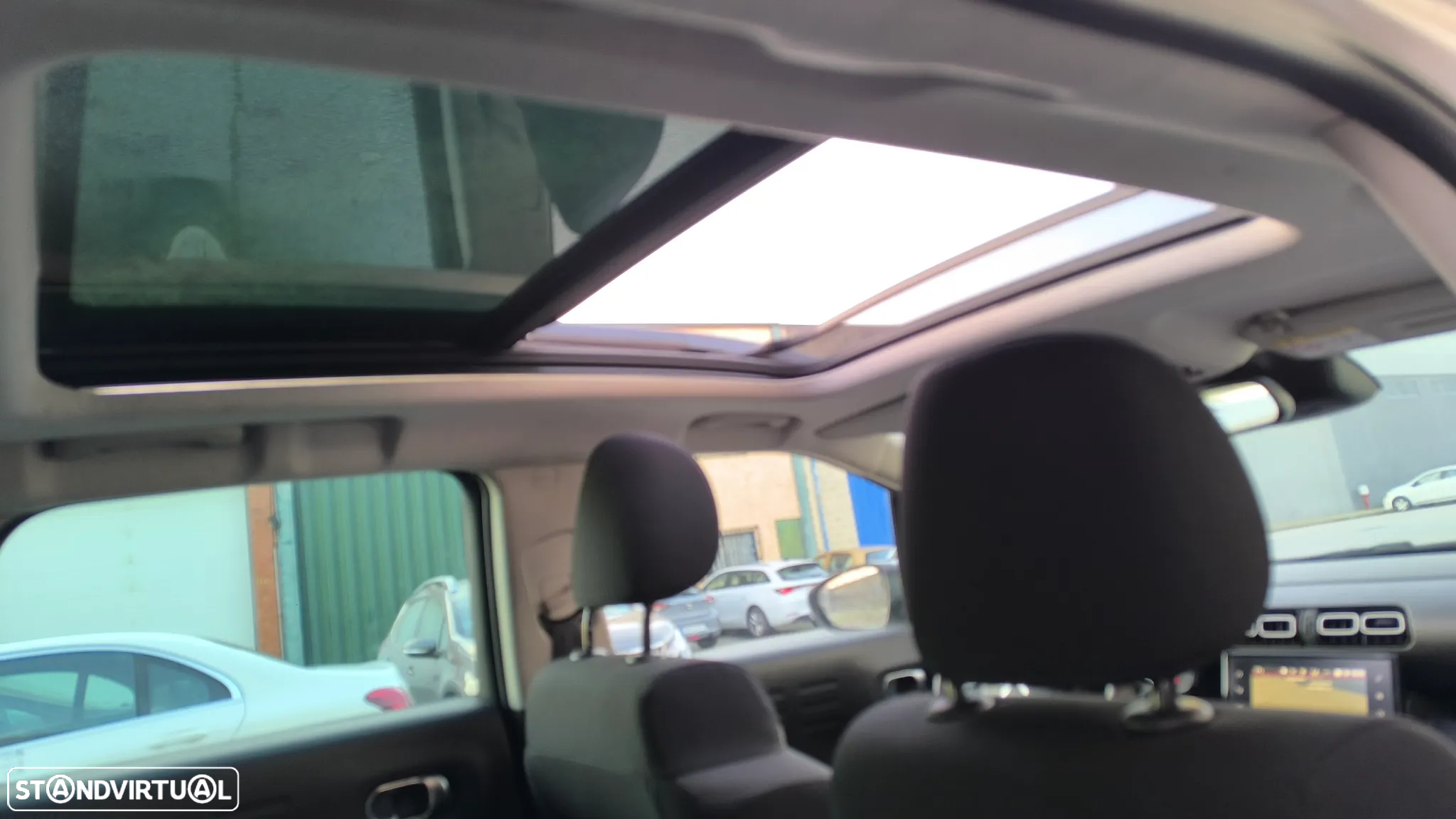 Citroën C3 Aircross 1.2 PureTech Shine - 12