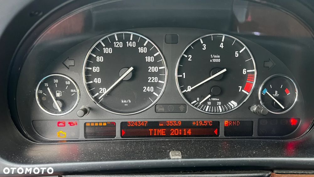 BMW Seria 5 - 17