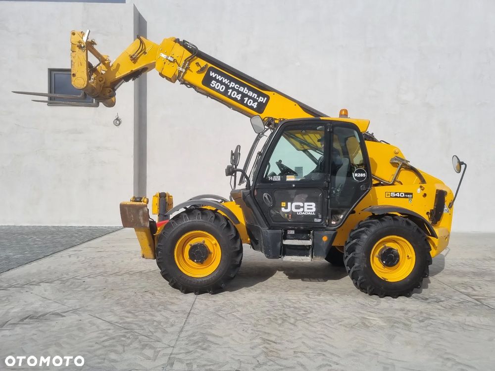 JCB 540-140 jak Manitou MT 1440 R285 - 8
